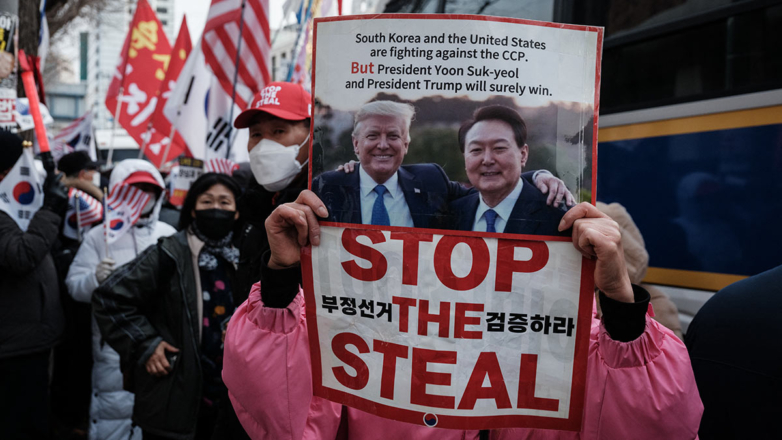 Украли победу: что объединяет корейских правых и Дональда Трампа