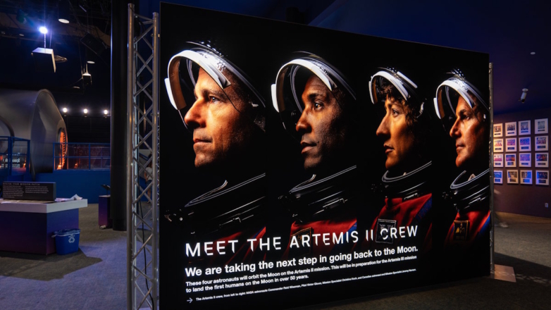 Американские астронавты готовятся облететь Луну в апреле 2026 года