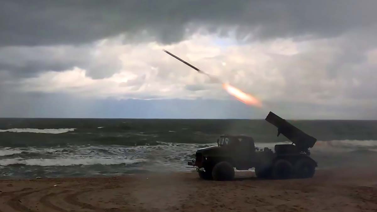 Балтфлот отрабатывает противодействие диверсантам