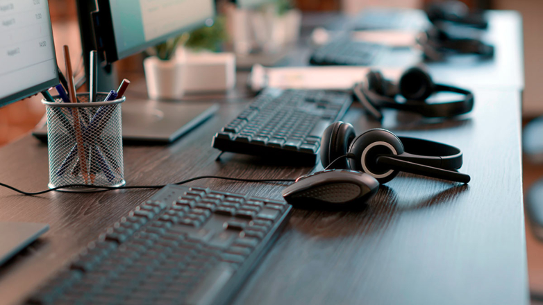 В России массово закрываются кол-центры социологов из-за подорожания звонков