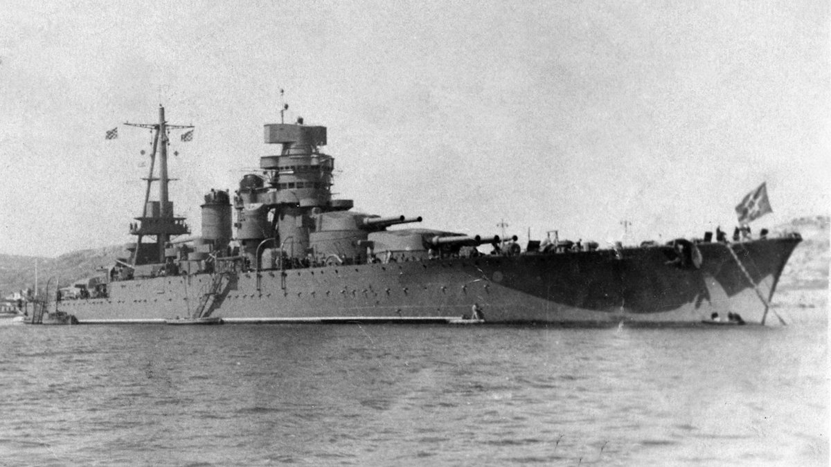 Линейный корабль Новороссийск в Севастополе, начало 1950-х годов