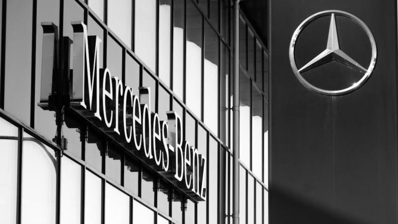 Заявка о регистрации товарного знака Mercedes-Benz подана в Роспатент