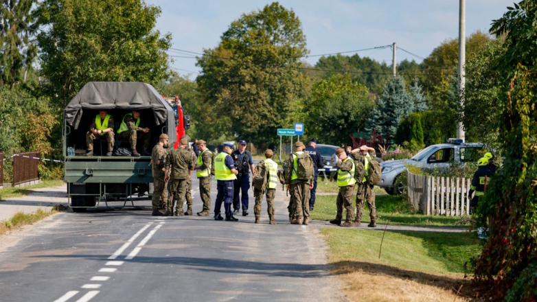 МВД Польши сообщило об обнаружении фрагментов упавших беспилотников в 12 местах