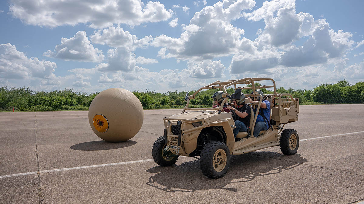 концепт «РобоМяч»
