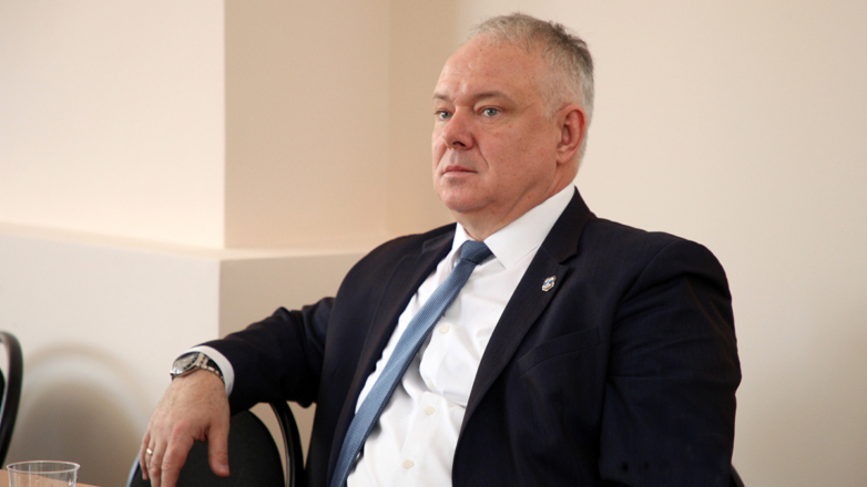 Владимир Жихарев: "Боязнь оружия нам навязали извне в 90-е"