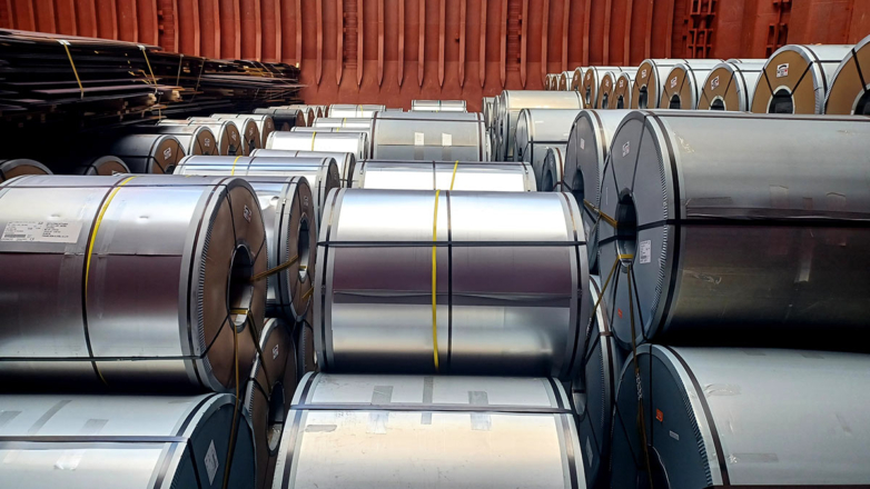 Экспорт алюминия из РФ в Китай в сентябре вырос на треть