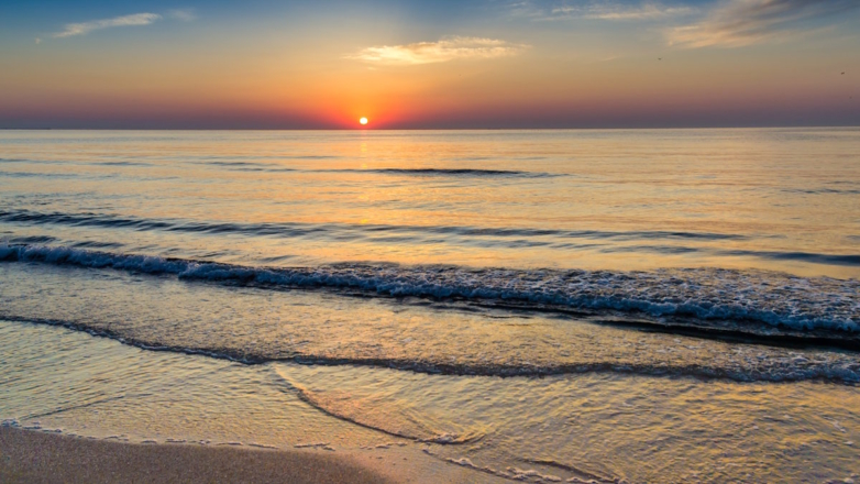 Украинский экипаж спасли после гибели сухогруза в Чёрном море