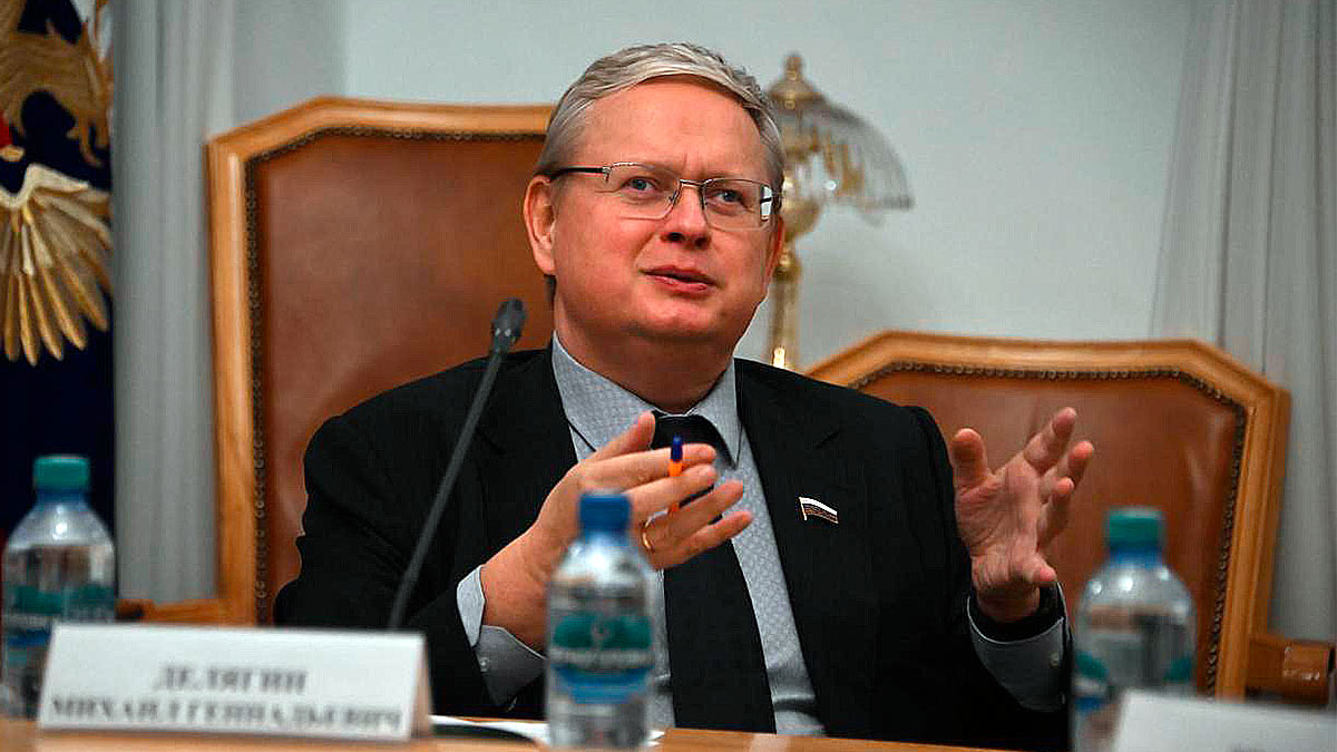 Депутат Госдумы Михаил Делягин