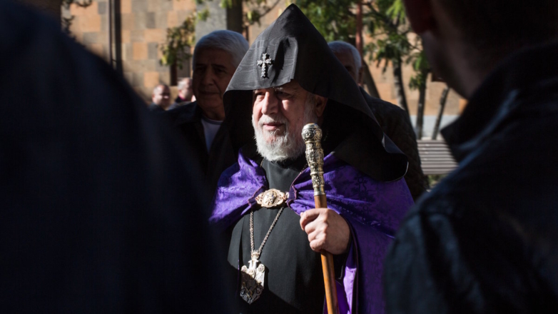 Пашинян заявил, что Католикос всех армян Гарегин Второй лишен сана