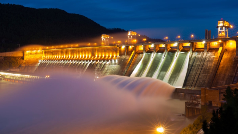 Россия готова подключаться к строительству ГЭС в Центральной Азии, заявил Путин