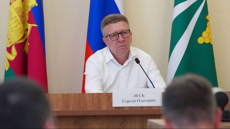 Главу Крымского района Кубани Сергея Леся заключили под стражу за злоупотребление полномочиями