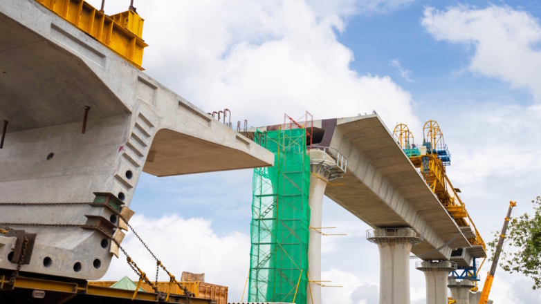 В России создали долговечные опорные конструкции для мостов из переработанных полимеров на 3D-принтере