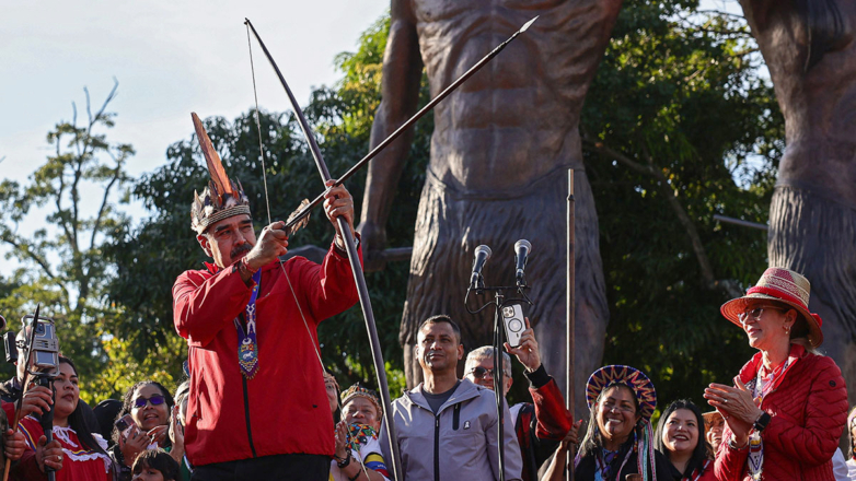 Ни войны, ни мира: что стоит за американскими угрозами Венесуэле