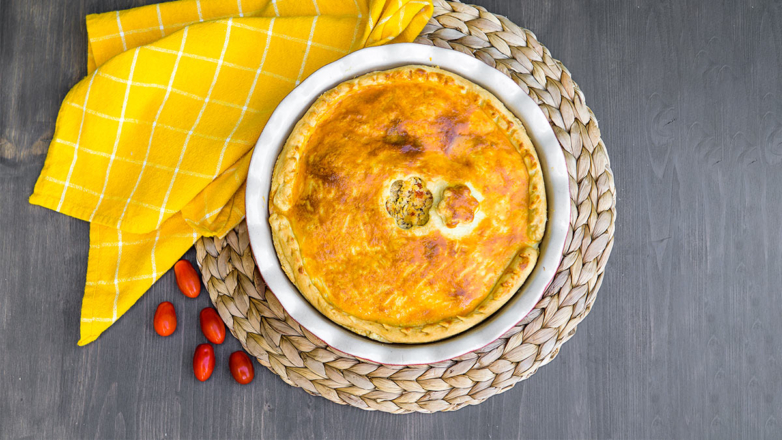 Рагу из говядины с овощами под золотистой съедобной крышкой: простой способ превратить обыденное блюдо в праздничное