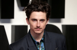 Вундеркинд с ракеткой и классика вдохновляющей попсы: вышел второй трейлер "Марти Великолепного" с Тимоти Шаламе