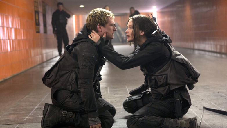 Дженнифер Лоуренс и Джош Хатчерсон вернутся в приквеле "Голодных игр"