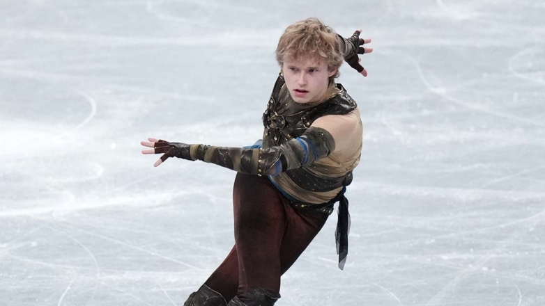 Фигурист Илья Малинин поставил новый мировой рекорд и выиграл третий подряд финал серии Гран-при