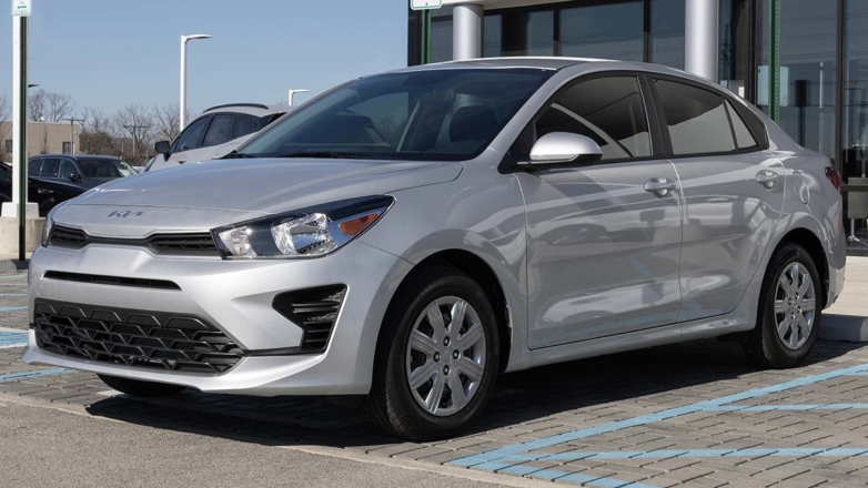 Названы самые популярные автомобили с пробегом за миллион рублей