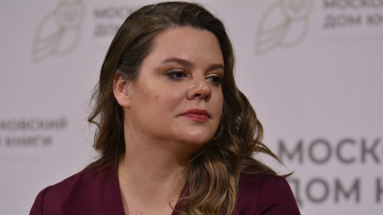 Поэтессу Веру Полозкову объявили в федеральный розыск