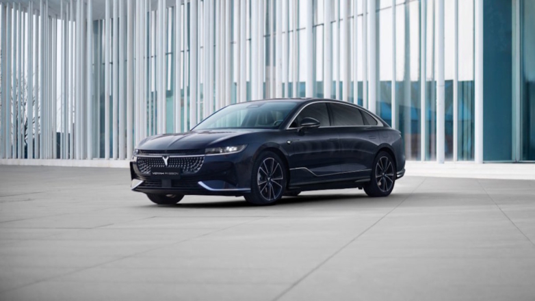 Тест-драйв Voyah Passion EVR: роскошь "летучей рыбы"