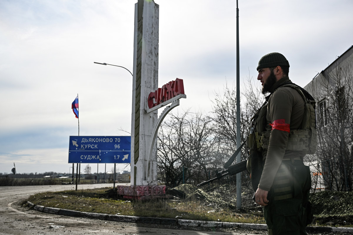 Российские военные в освобожденной Судже