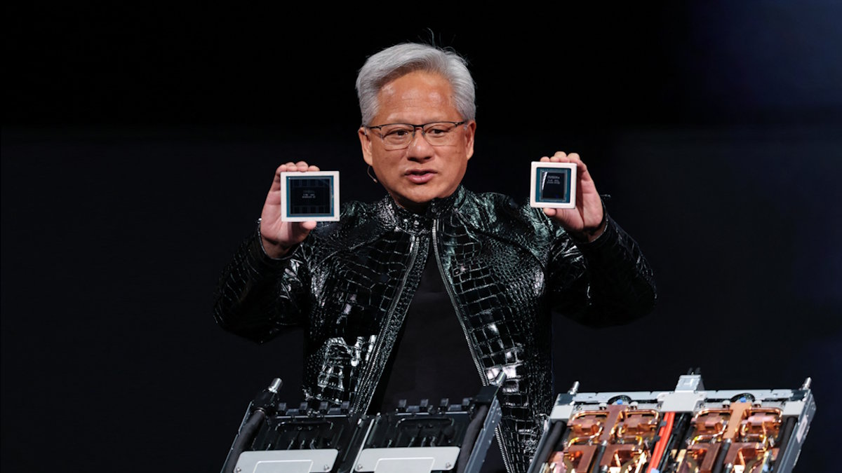 Президент и главный исполнительный директор Nvidia Дженсен Хуанг представляет графический процессор Rubin и центральный процессор Vera во время своего выступления на выставке CES 2026