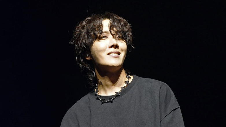 Пластические операции звезд k-pop: как айдолы меняют свою внешность