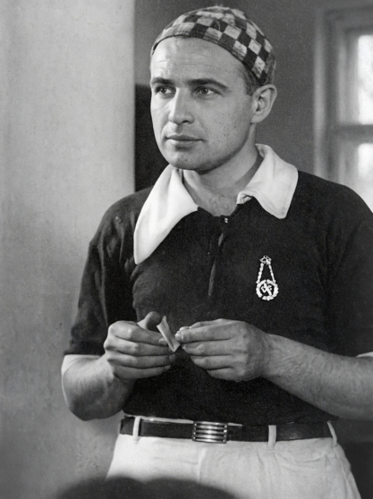 Александр Роу в фильме «О странностях любви»