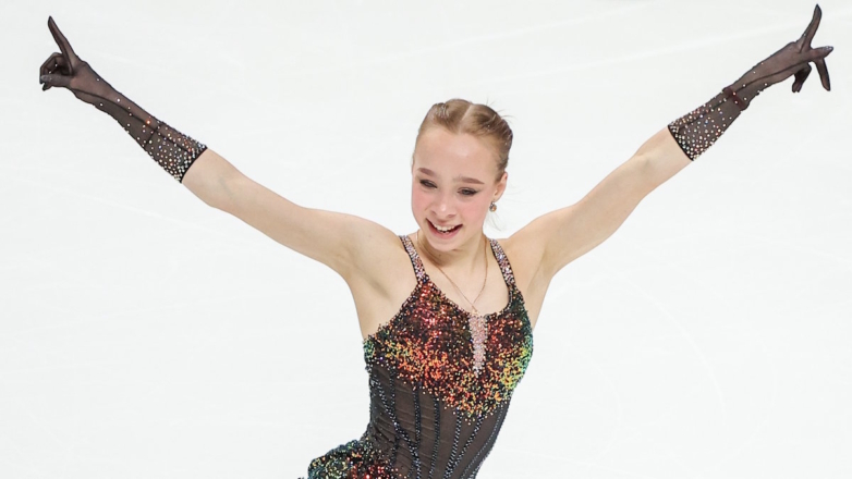 В финале Гран-при России по фигурному катанию первенствовали Алиса Двоеглазова и Пётр Гуменник