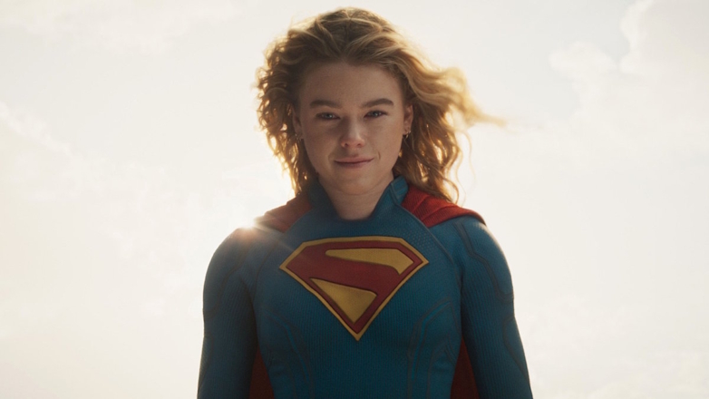 Из "Дома Дракона" в Дом Эл: Милли Олкок примеряет плащ в первом трейлере "Супергёрл"