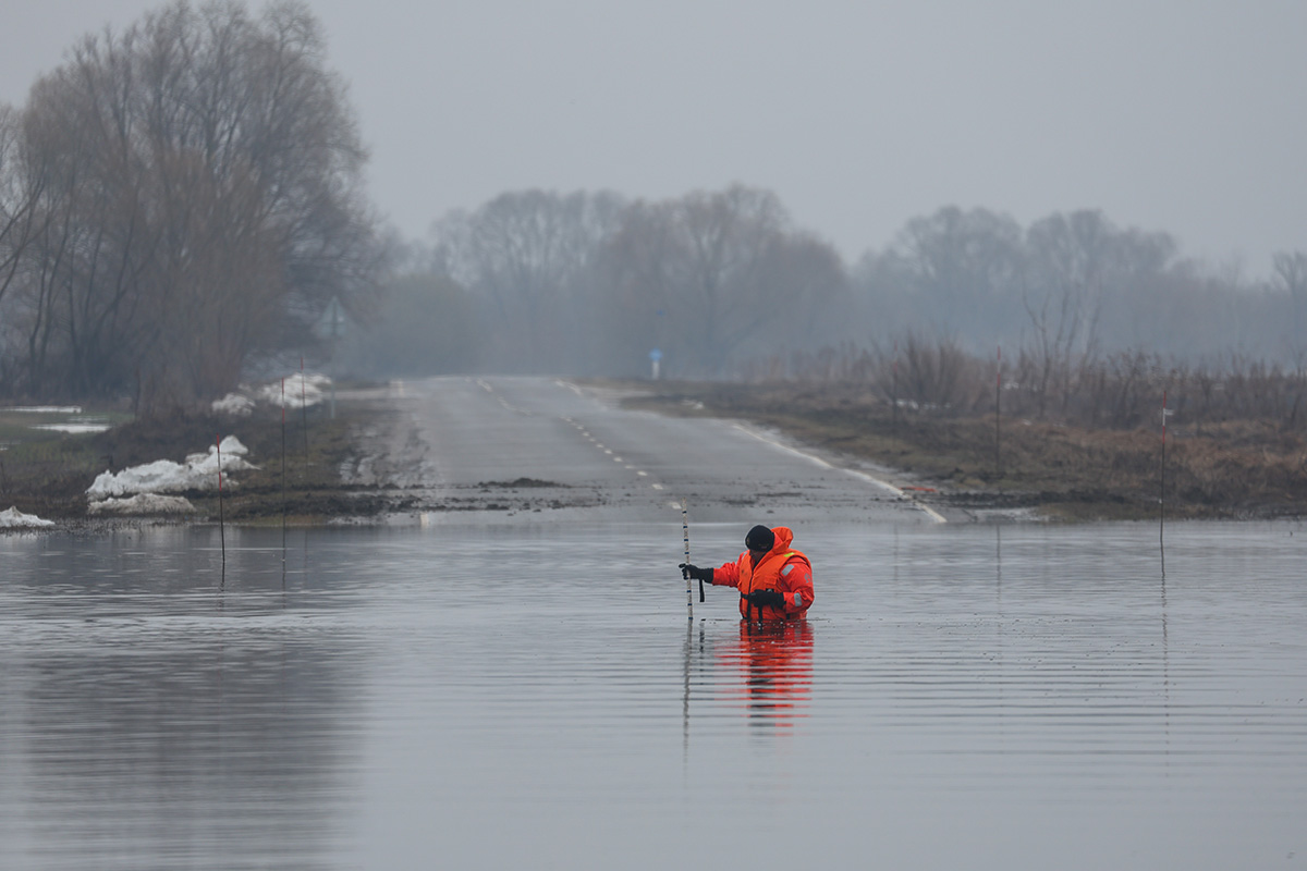 Разлив реки