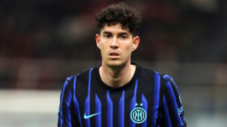 Бастони хочет поскорее уйти в "Барселону" после провала сборной Италии на отборе к ЧМ