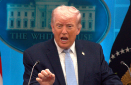 Трамп пригрозил 50-процентными пошлинами за поставки оружия Ирану