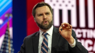 Вэнс заявил о недопонимании между Ираном и США