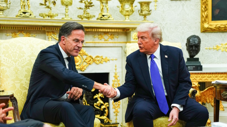 Выход США из НАТО Трамп намерен обсудить с Рютте