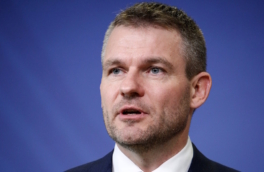 Нефтепровод "Дружба" может выручить ЕС при перебоях поставок, заявил президент Словакии