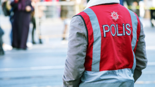 При нападении на израильское консульство в Стамбуле погибли два человека