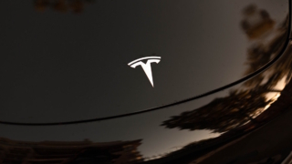 Tesla готовит компактный кроссовер