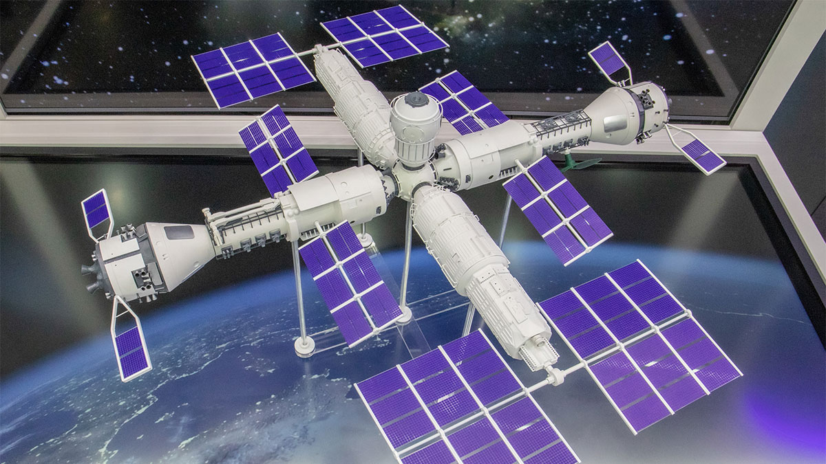 Макет Российской орбитальной станции