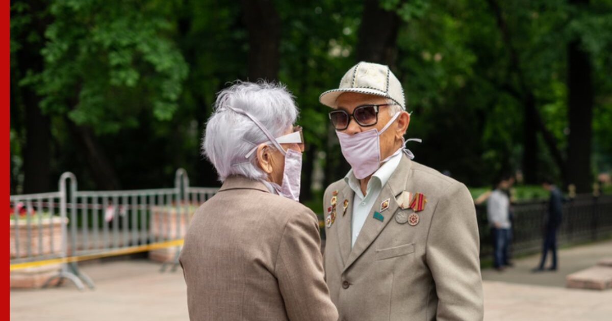 В екатеринбурге люди старше 65 лет