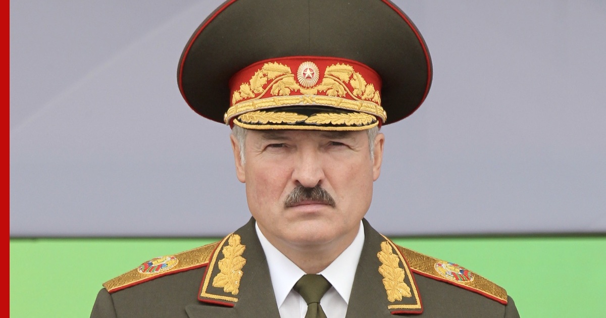 Лукашенко в шапке