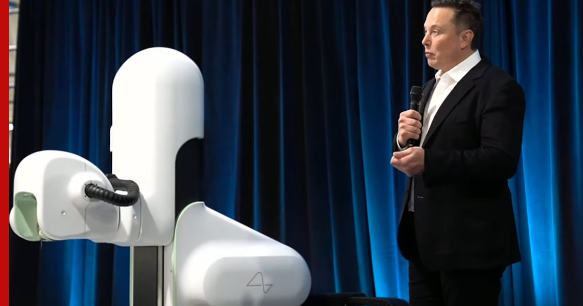 Илон маск свинья. Neuralink чип. Elon Musk 2020. Elon Musk чип.
