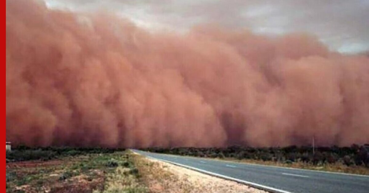 Бури лабинск. Песчаная буря опасное природное явление. Гроза, пыльная буря. Пылевой Вихрь. Песчаная буря в Дубае.